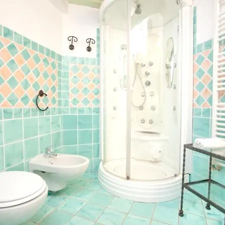 Holiday home Garden Villa: Poolside Retreat Near *