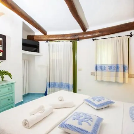 Charming House Near With Shared Pool Дом отдыха *