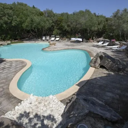 Charming House Near With Shared Pool * Porto Rotondo