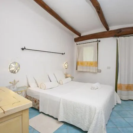 Charming House Near With Shared Pool * Porto Rotondo